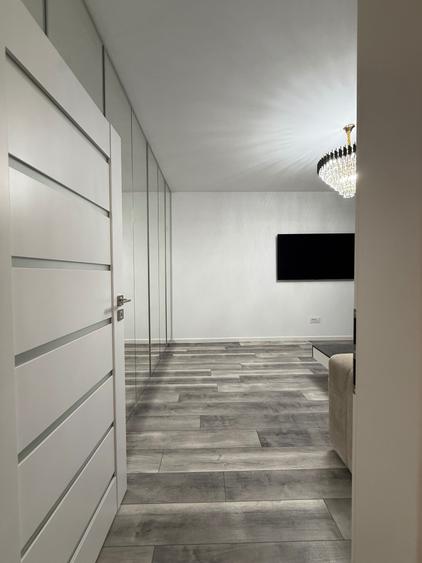 Apartament cu 2 camere decomandat în Titan