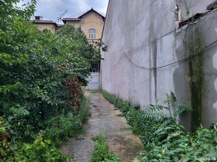 Casă cu 3 camere cu Teren 360 Mp în Central