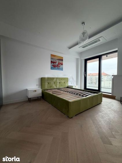 Apartament cu 2 camere semidecomandat, mobilat în Centrul Civic