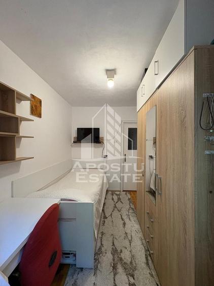 Apartament cu 3 camere semidecomandat, mobilat în Circumvalațiunii