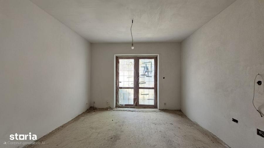 Casă cu 3 camere cu Teren 720 Mp în Păcurari