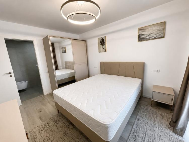 Apartament cu 3 camere decomandat, mobilat în Pipera