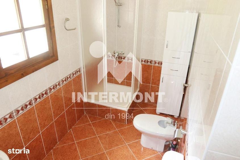 Apartament cu 4 camere în Cioplea