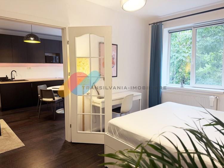 Apartament cu 3 camere decomandat în Horea