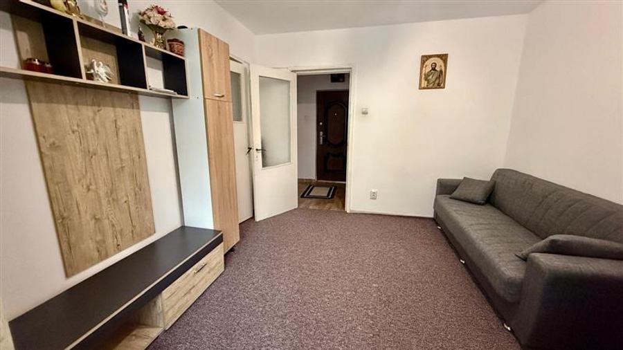 Apartament cu 2 camere nedecomandat în Tătărași