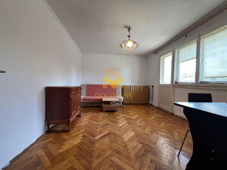 Apartament cu 4 camere decomandat, mobilat în Mănăștur