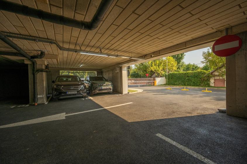 Garsonieră decomandată, mobilată în Drumul Taberei