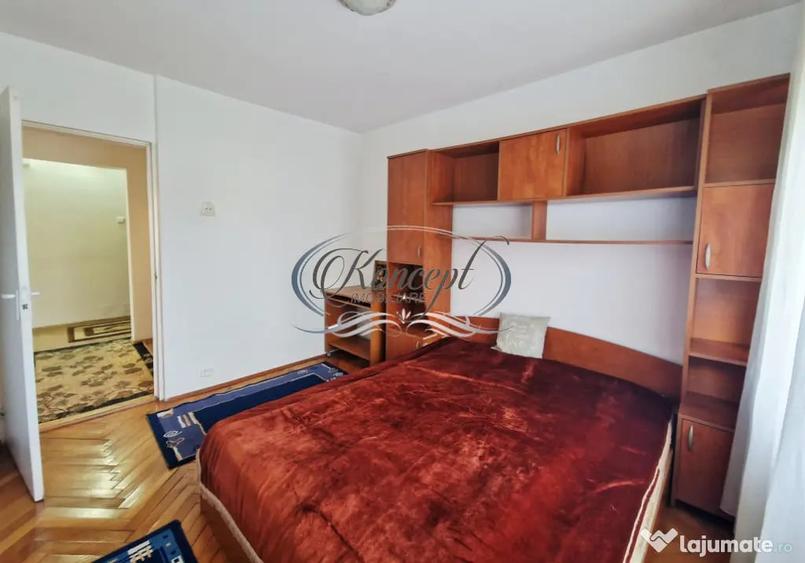 Apartament cu 3 camere decomandat în Zorilor