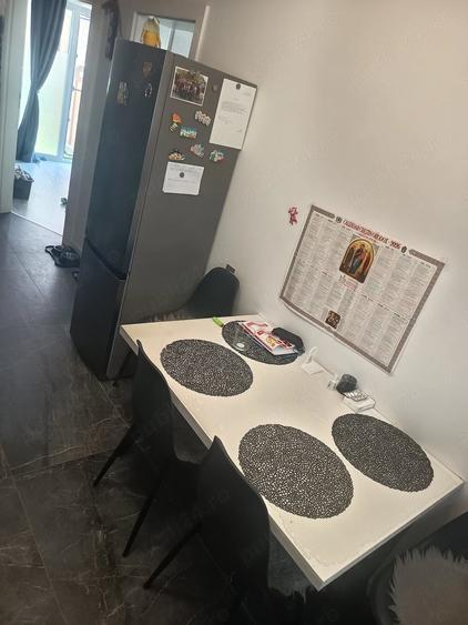 Apartament cu 2 camere decomandat în Giroc