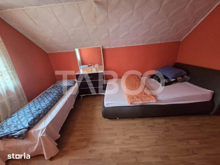 Casă cu 5 camere cu Teren 400 Mp în Central