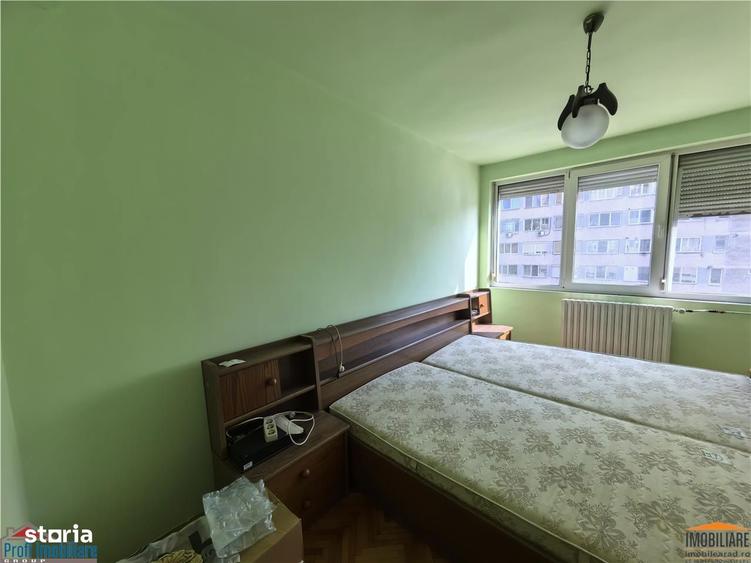 Apartament cu 3 camere decomandat, mobilat în Circumvalațiunii