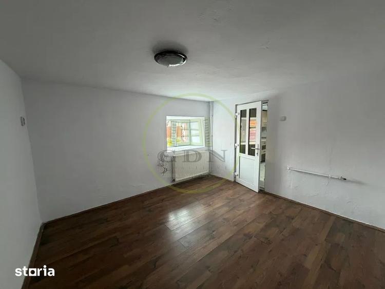Casă cu 3 camere cu Canalizare în Trei Stejari