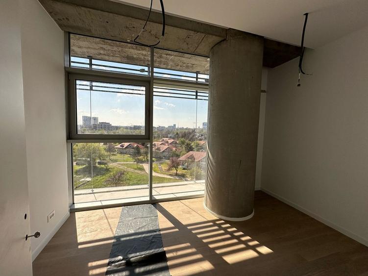 Apartament cu 3 camere decomandat în Floreasca