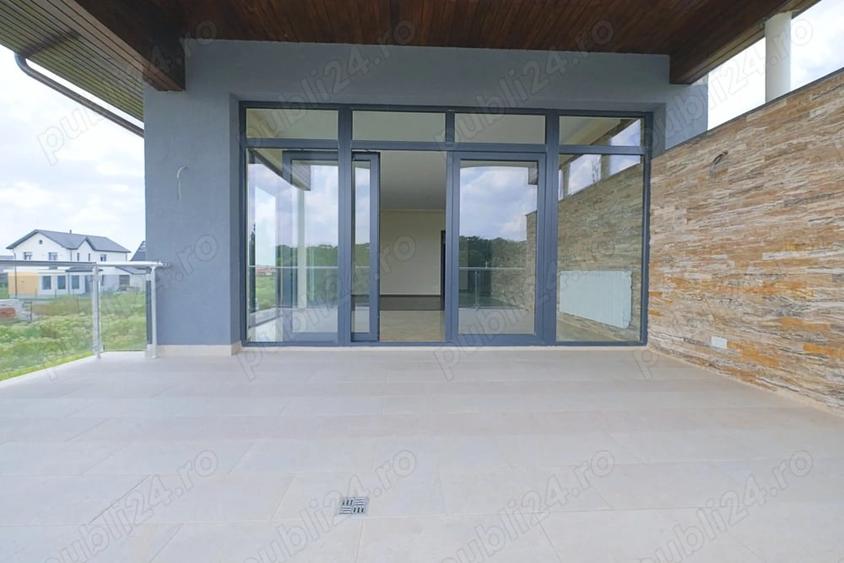 Casă cu 1 camere cu Piscina în Corbeanca