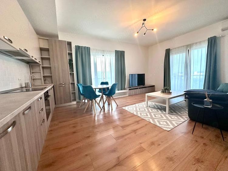 Apartament cu 2 camere decomandat în 1 Decembrie
