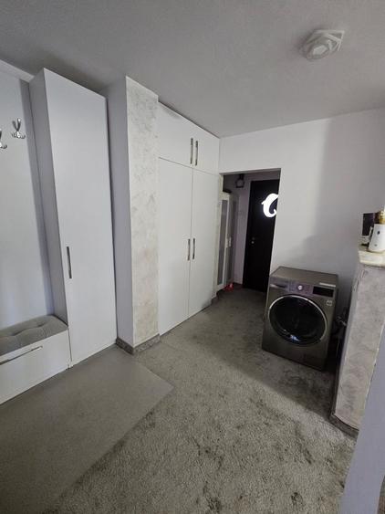 Apartament cu 2 camere decomandat, mobilat în Trocadero
