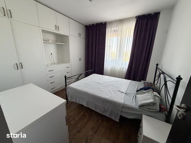 Apartament cu 3 camere decomandat în Berceni
