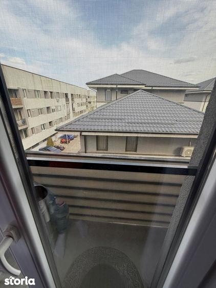 Apartament cu 3 camere decomandat în Chiajna