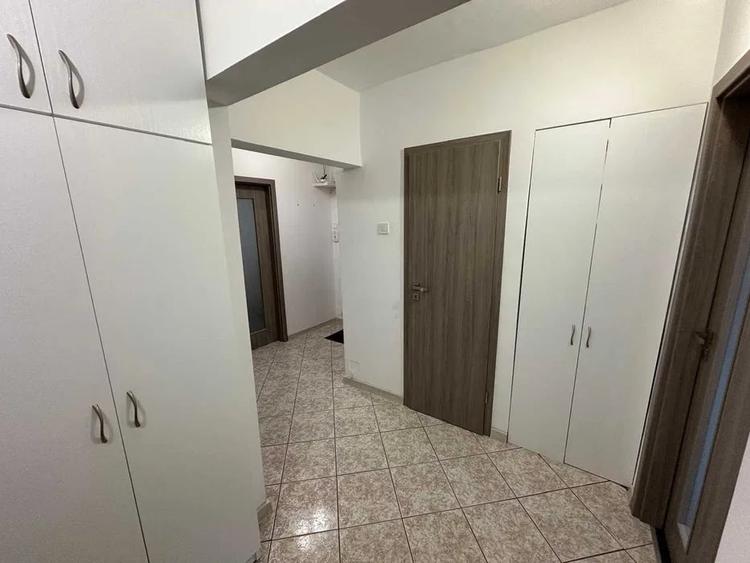 Apartament cu 3 camere decomandat, mobilat în Mănăștur