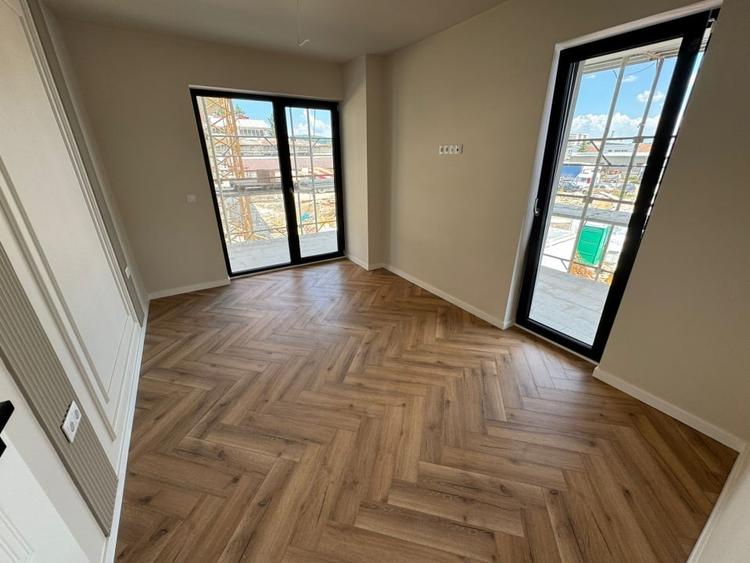 Apartament cu 2 camere decomandat în Sud