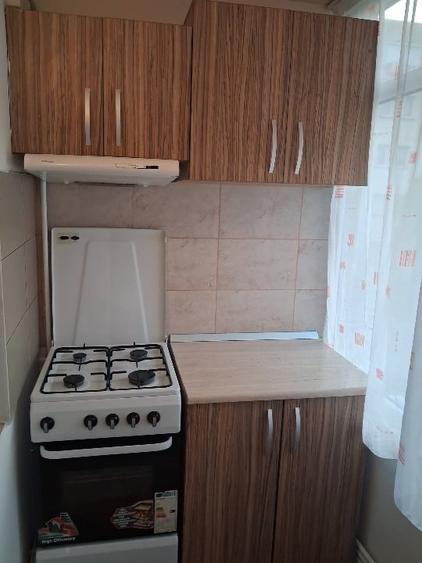 Apartament cu 2 camere decomandat, mobilat în Calea București