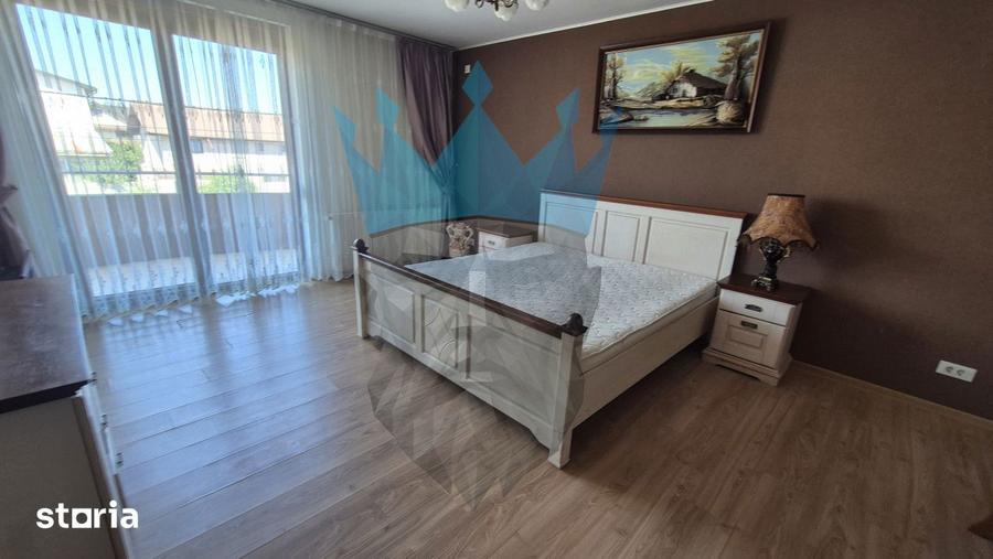 Casă cu 7 camere cu Canalizare în Dobroești