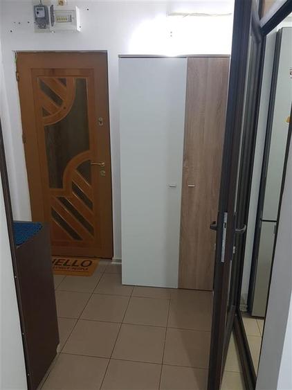 Apartament cu 2 camere semidecomandat în Viziru 1
