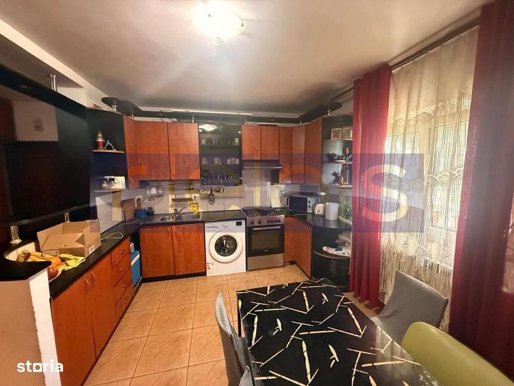Apartament cu 4 camere decomandat în Rahova