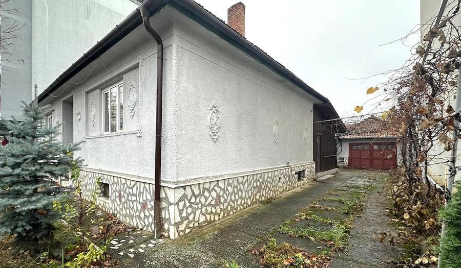 Casă cu 3 camere cu Teren 800 Mp în Calea Dumbrăvii