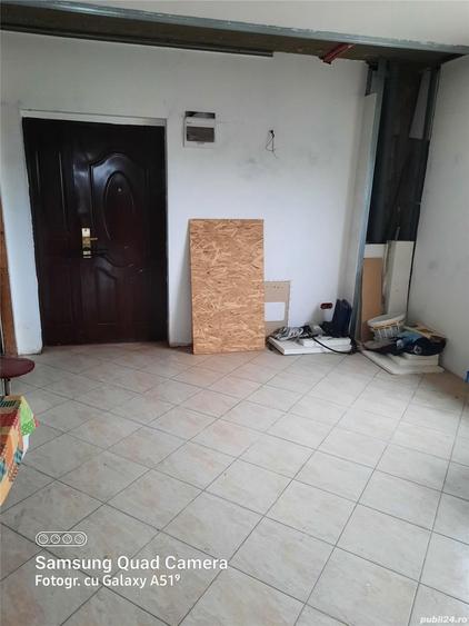 Casă cu Teren 5000 Mp în Central