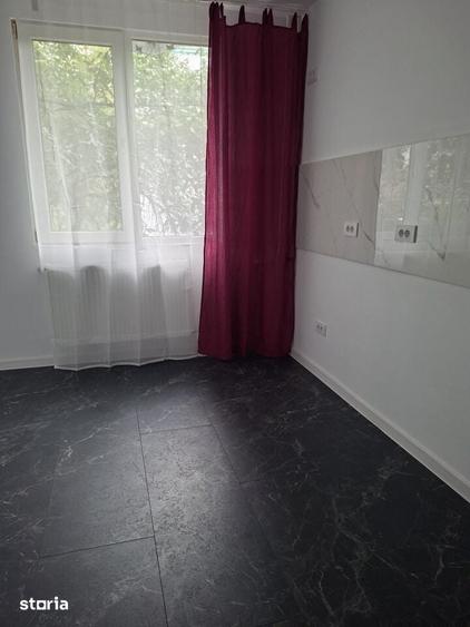 Apartament cu 4 camere în Militari