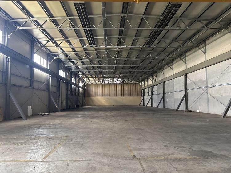 Spațiu industrial, de 1,600 mp, în Ghiroda
