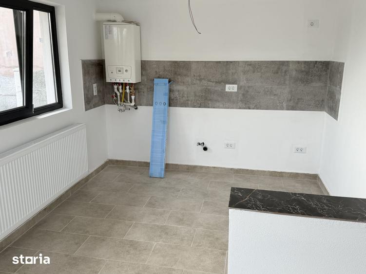 Casă cu 2 camere cu Teren 430 Mp în Mihăești