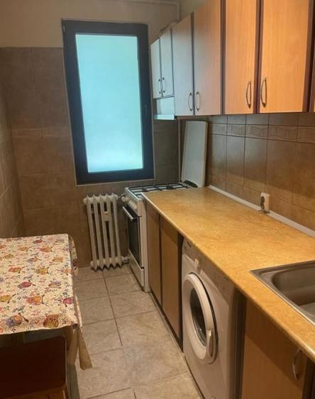Garsonieră decomandată, mobilată în Giurgiului