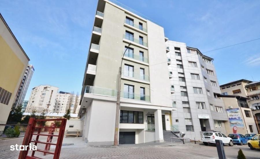 Apartament cu 3 camere semidecomandat în Gara de Nord