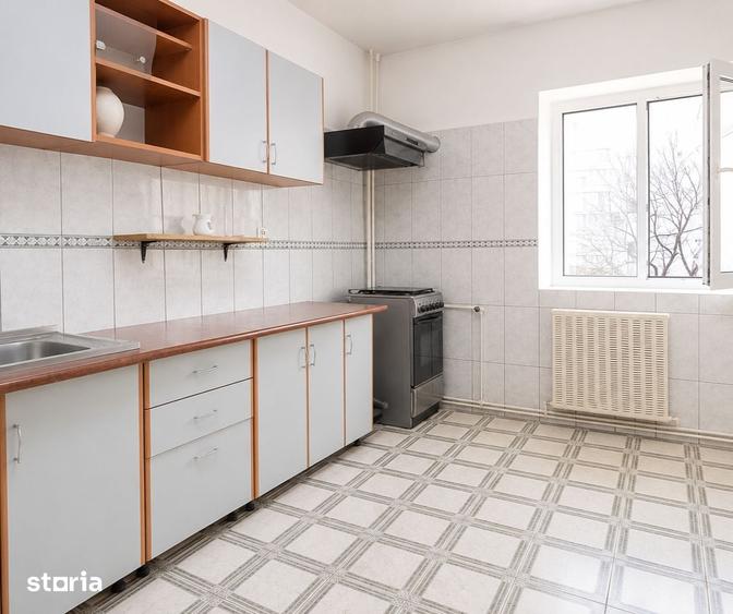 Apartament cu 3 camere decomandat în Centrul Civic