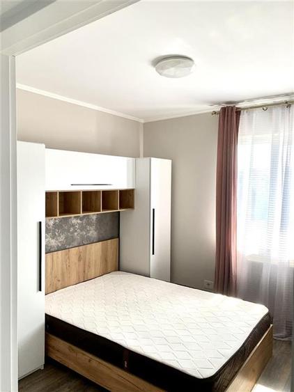 Apartament cu 3 camere decomandat în Nufărul