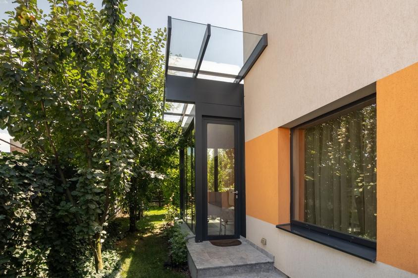 Casă individuală, elegantă, discretă, lumină naturală și confort autentic - 51
