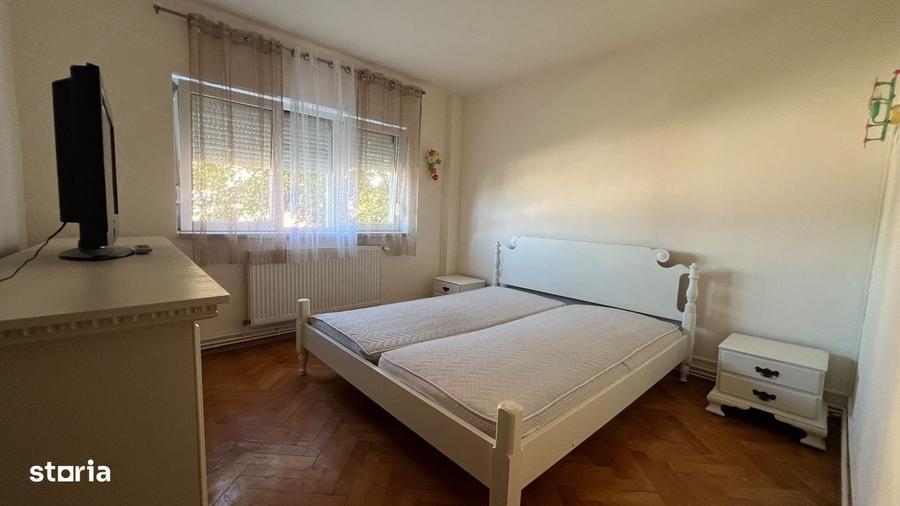 Apartament cu 3 camere decomandat în Micălaca