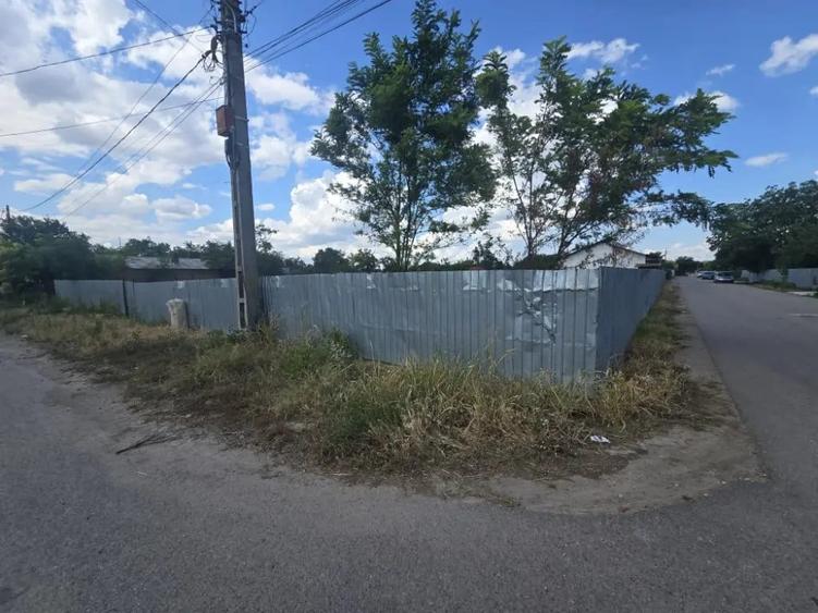 Teren de 1100 mp, în Frumușița