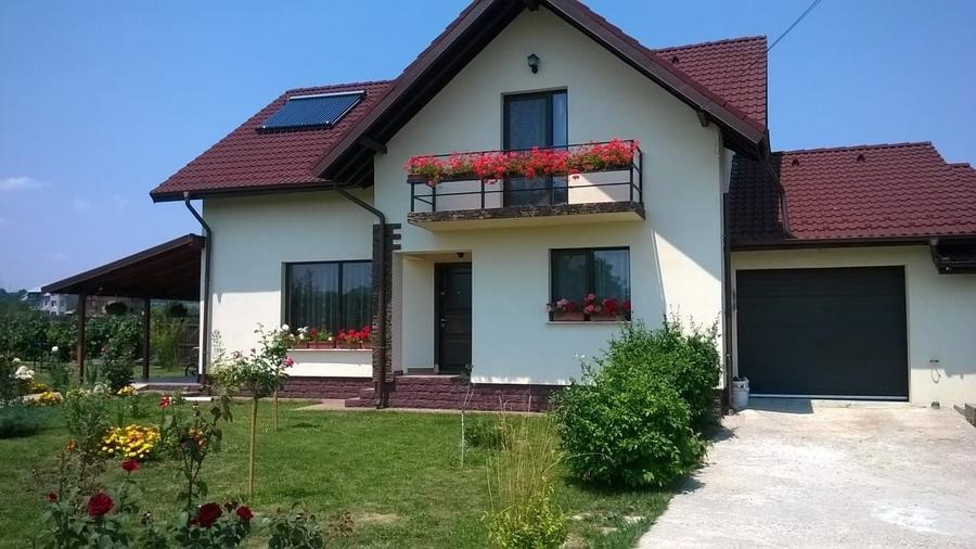 Vila P+M de vanzare Glamboc Deal, langa Pitesti, 180 mp utili, Teren 1066 mp - 2
