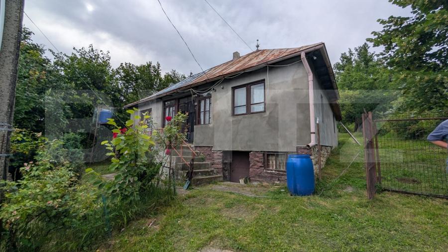 Casă individuală cu 3 camere cu Teren 3266 Mp în Malu cu Flori