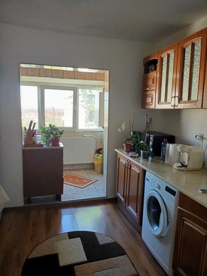 Apartament cu 2 camere semidecomandat în Poarta 6