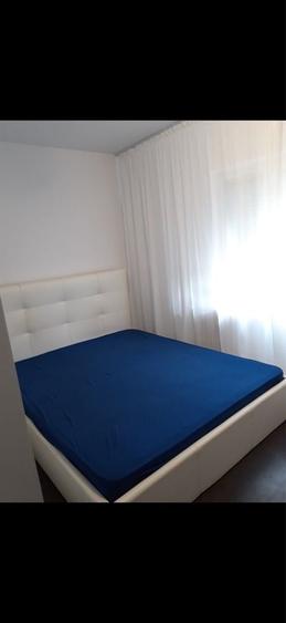 Apartament cu 2 camere semidecomandat în Rovine