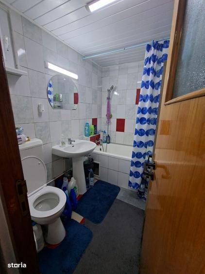Casă cu 2 camere cu Teren 2200 Mp în Central