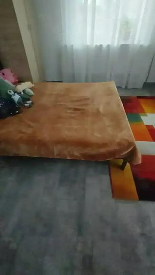 Casă cu 3 camere în Central