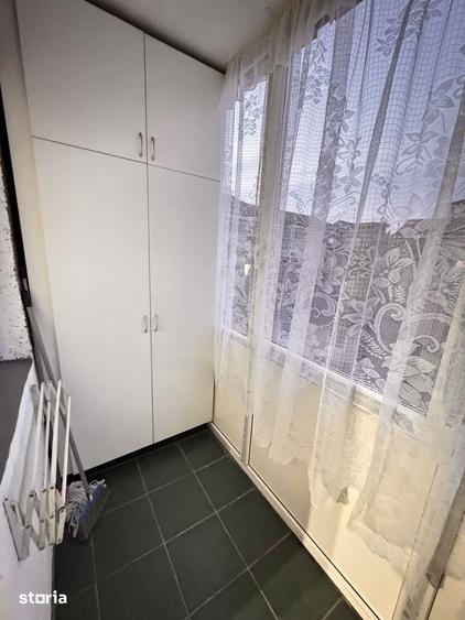 Apartament cu 3 camere decomandat în Decebal