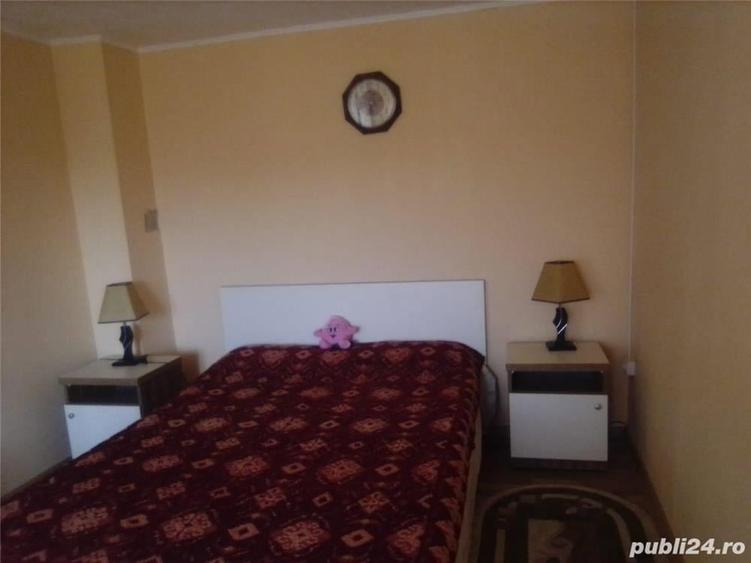Casă cu 5 camere cu Teren 2500 Mp în Central