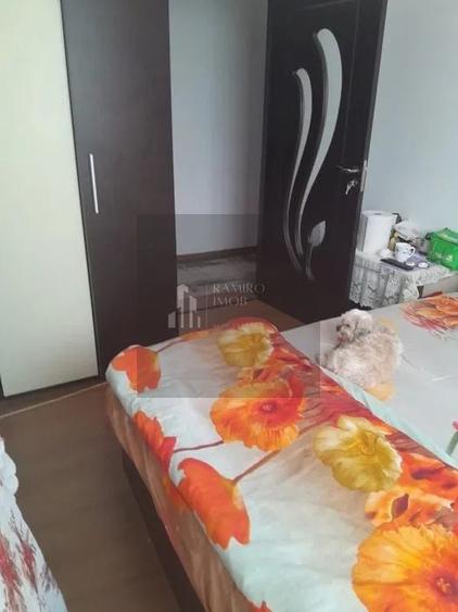 Apartament cu 4 camere semidecomandat, mobilat în Drumul Taberei