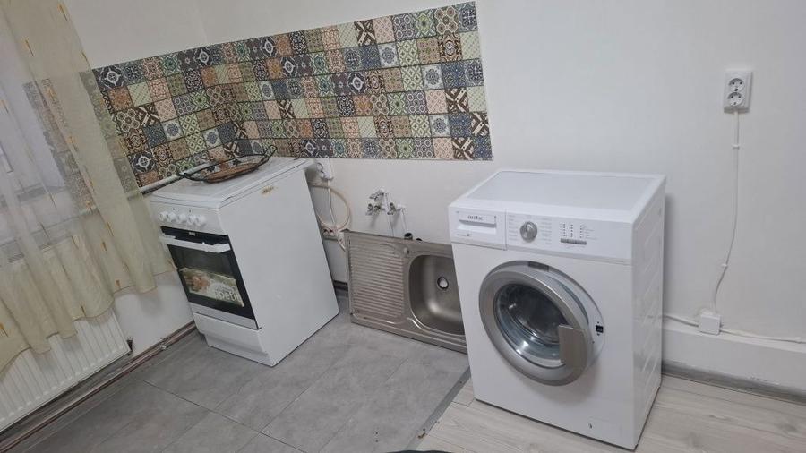 Garsonieră semidecomandată, mobilată în Dâmbul Rotund